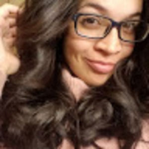 Meet your Posher, Mariely